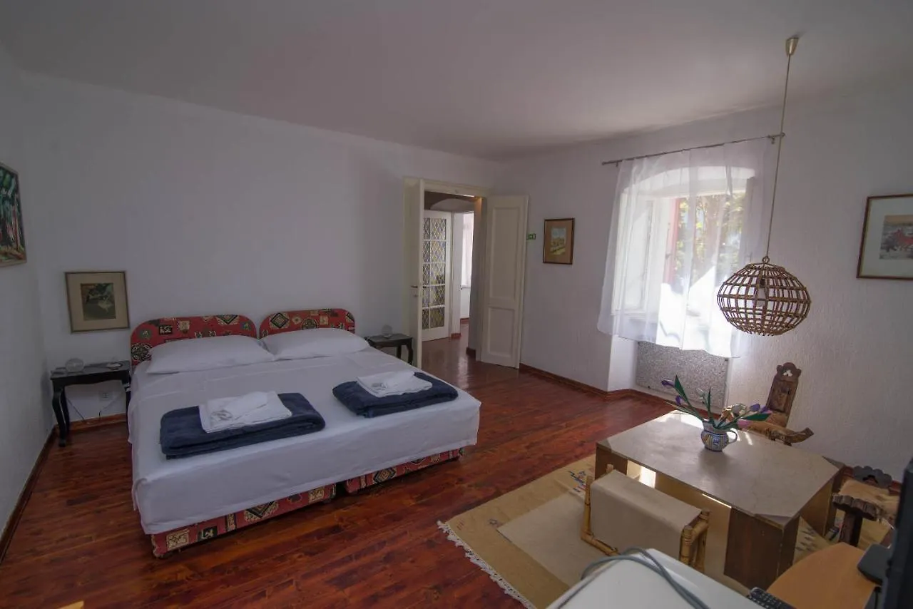 Red House Veli Losinj