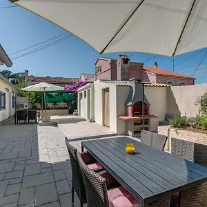  Apartment Relax