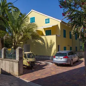 Bigblue House Lussingrande