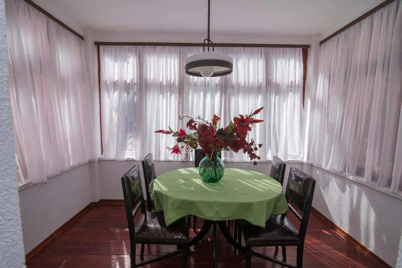 Red House Veli Lošinj Σπίτι διακοπών