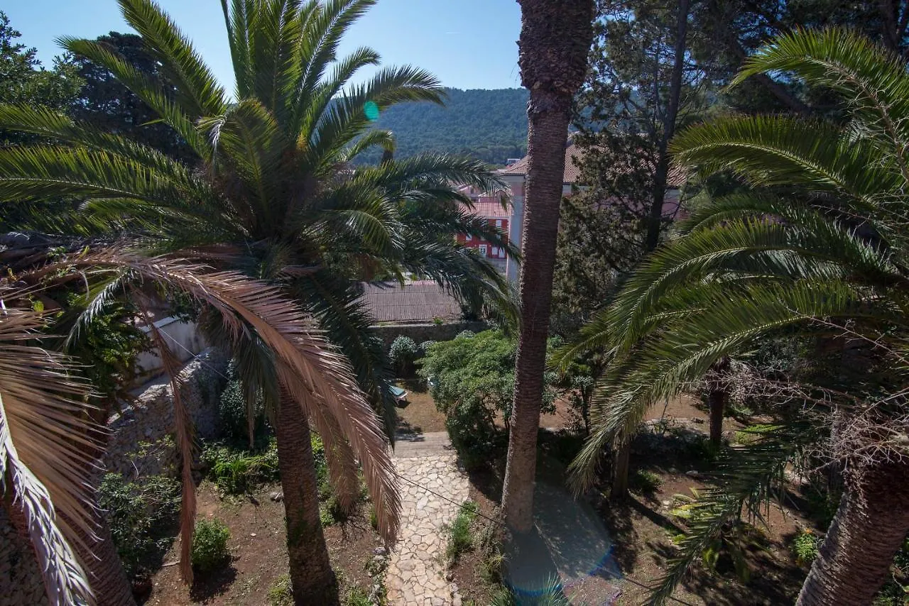 Red House Veli Lošinj
