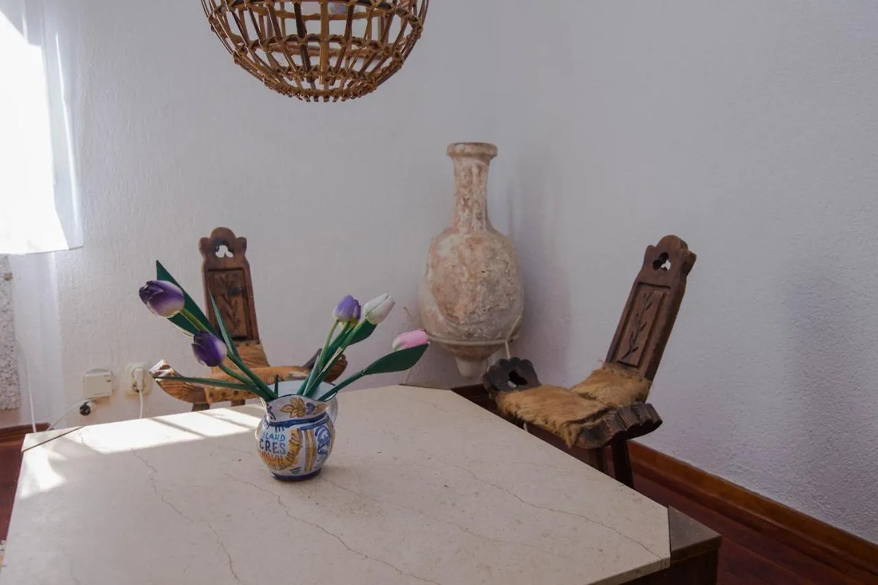 Red House Veli Lošinj 0*,  Κροατία